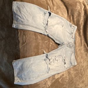 American eagle jean capris size 14